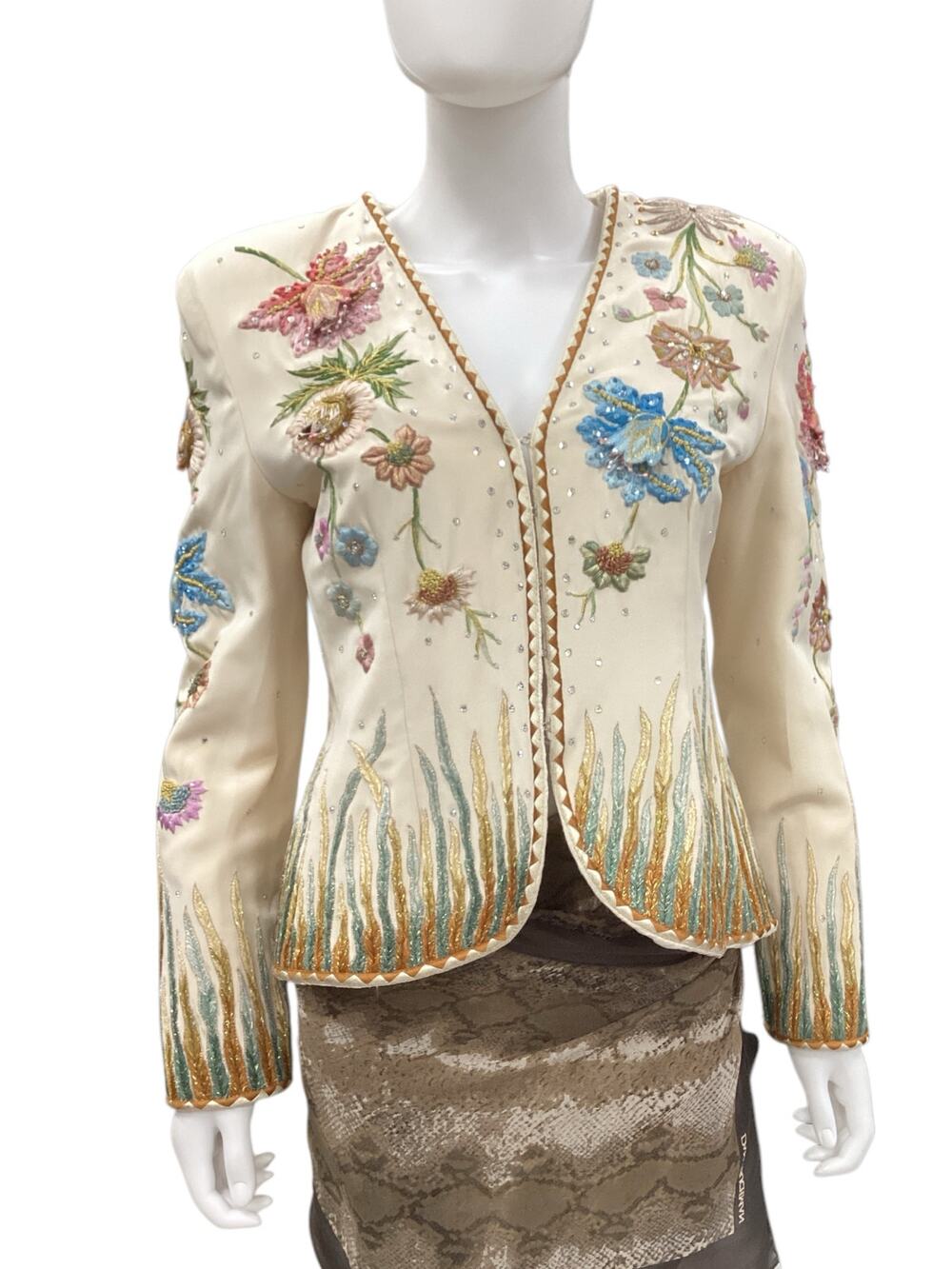 Vintage James Benjamin Blazer Women’s Size M Beautifully Embroidered 3D Flowers